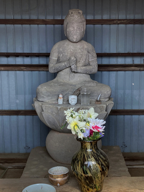 神明ヶ谷戸大日堂の大日如来像