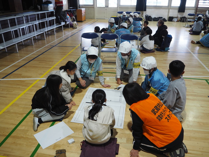 小学校での防災訓練