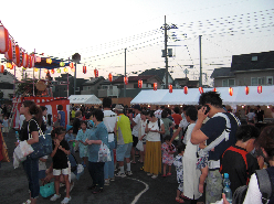 お祭りの様子