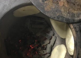 窯焼きチーズナンの画像
