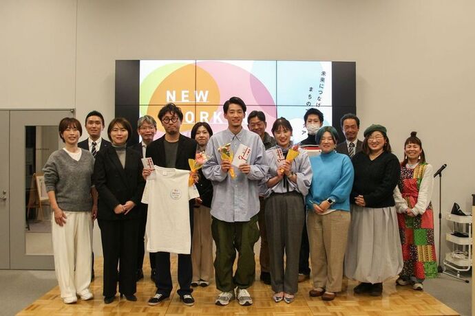 ファイナリスト・審査員集合写真