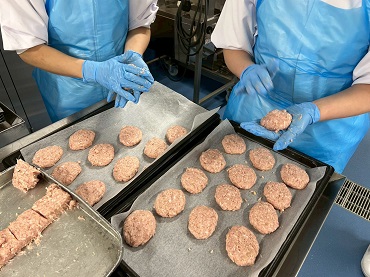 手作りハンバーグ